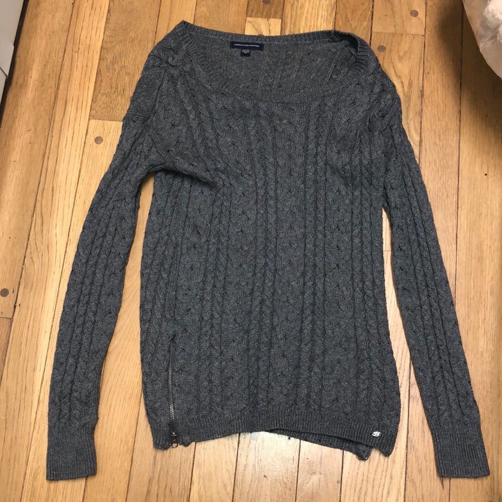American eagle cable knit sweater